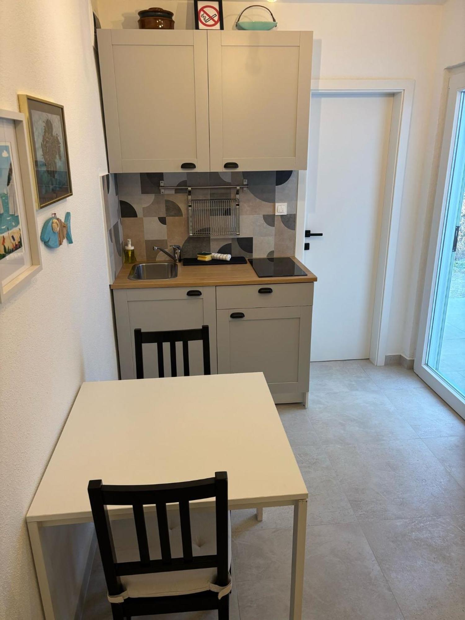 Apartment Ana Віс Екстер'єр фото