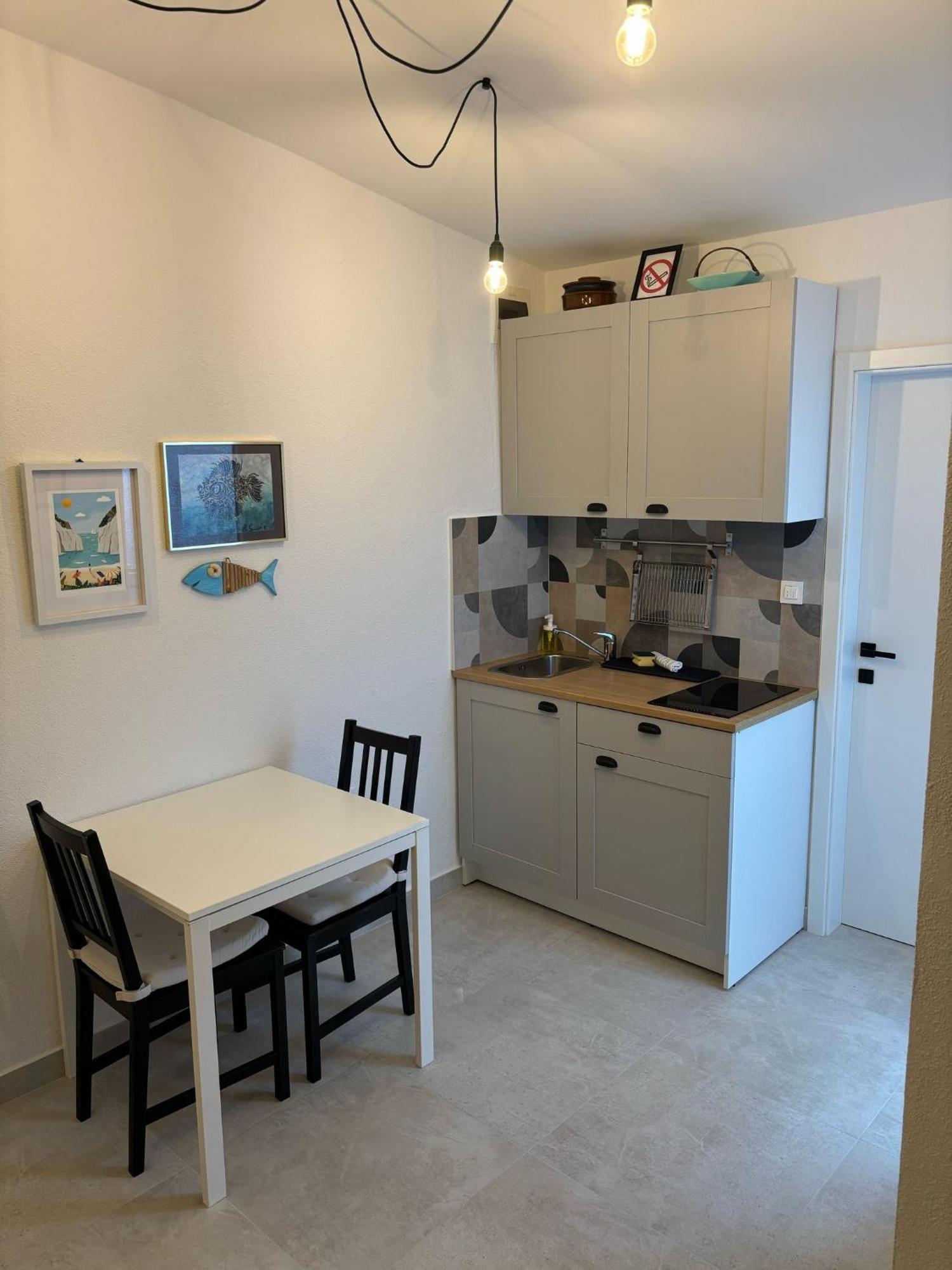 Apartment Ana Віс Екстер'єр фото